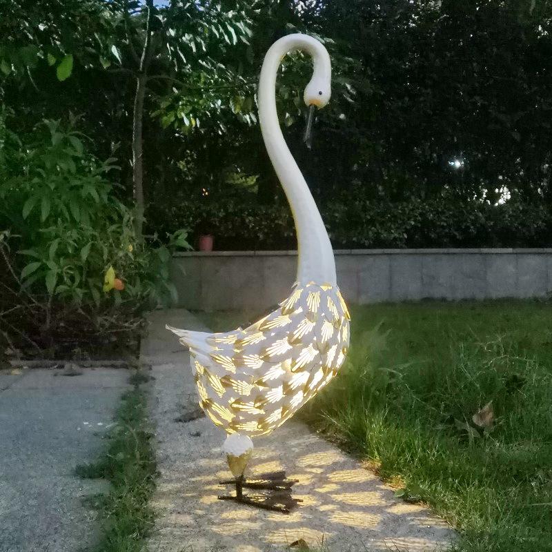 European & American Outdoor Garden Luminous Wrought Iron Swan Ornaments Solar Lights