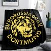 1 шт. Фланелевое одеяло с принтом BVB, Высокое качество, Для всех сезонов, Декор для дома, Тепло и уют, Идеально для рождественских подарков