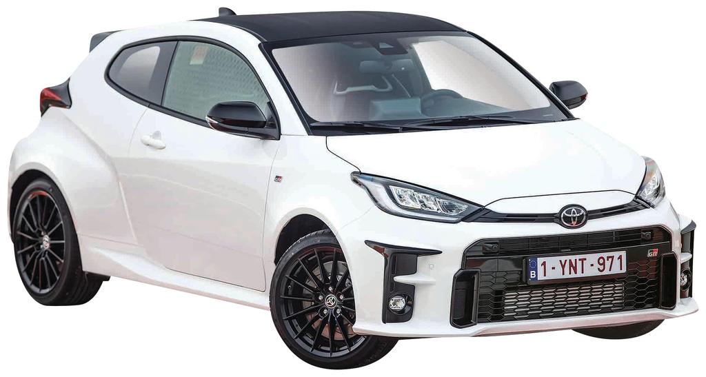 Maisto Toyota GR Yaris 2021 White Finished Product 1/24