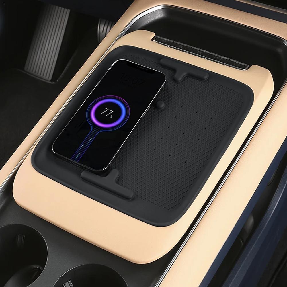 Для DONGFENG Voyah Free 2024 силиконовый противоскользящий коврик для автомобильного телефона, беспроводная зарядная подставка, модель 3, нескользящий коврик, автомобильные аксессуары