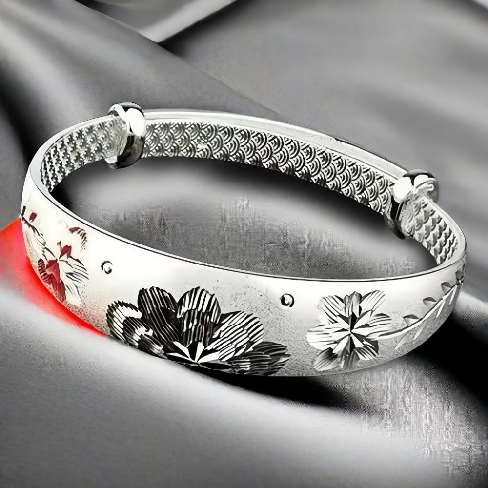sterling silver bracelet for women, push-pull style, mother's design, adjustable