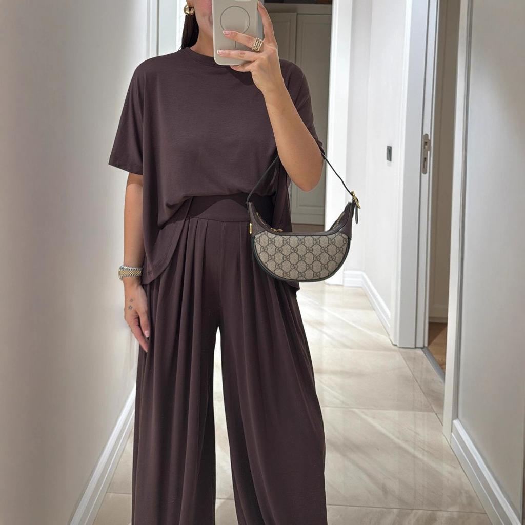 Women's Light Gray Short Sleeve Top and Wide Leg Pants Set Casual Comfortable Outfit