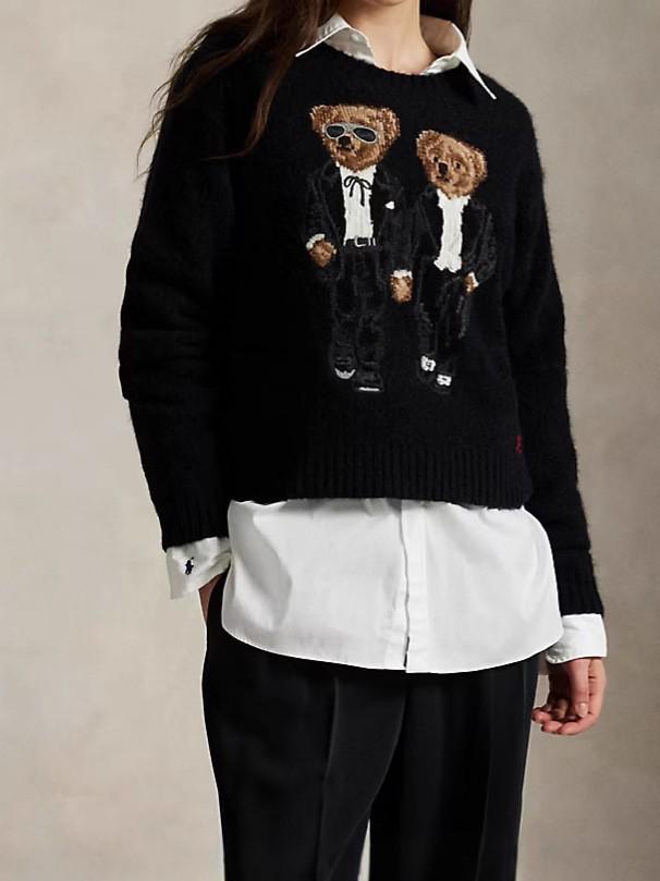 2026 Autumn/Winter Women's Casual Academy Style Bear Sweater