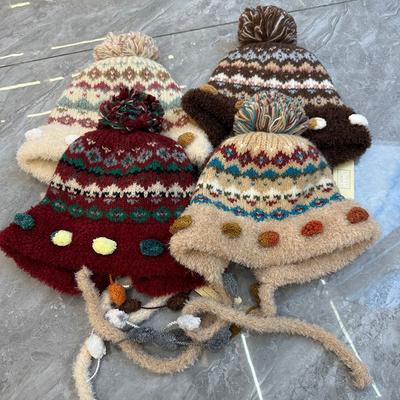 Вязаная шапка в стиле Fair Isle, женская, осенне-зимняя, шапка Lei Feng, защита от холода и тепла, с защитой ушей, атмосфера для игры в снегу, шерстяная шапка