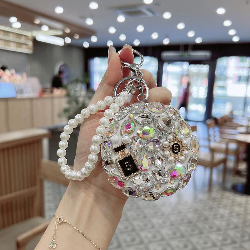 Зеркало для макияжа с бриллиантами, двустороннее складное портативное круглое зеркало, жемчужная цепочка, брелок, дорожное карманное зеркало, ручное косметическое стекло