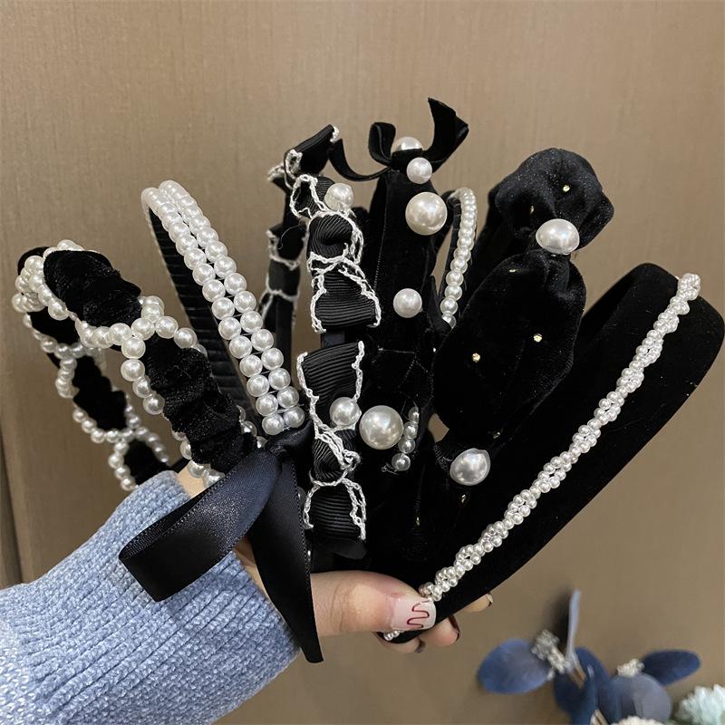 French Elegance Black Series Pearl Headband with Teeth - Autumn/Winter Collection