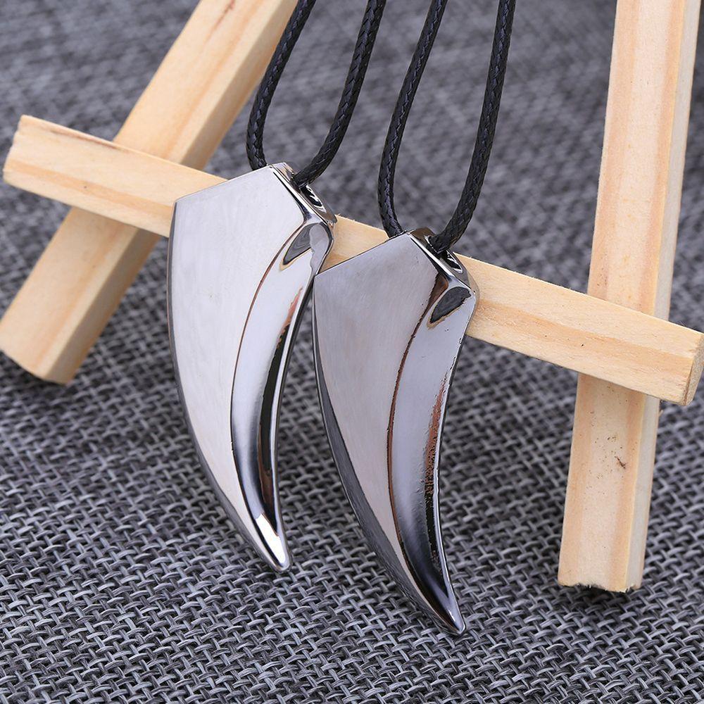 Lover's Brave Mens Zinc Zinc Alloy Pendant Men's Fashion Steel New Tooth Wolf Necklace Jewelry