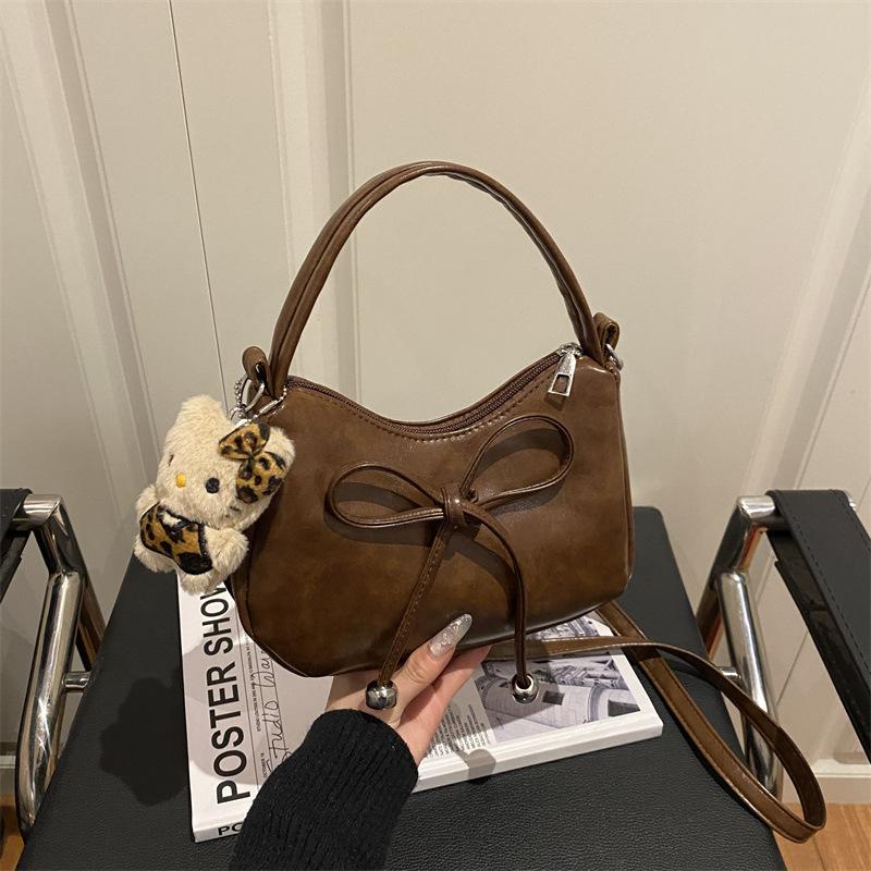 Unique Niche Design Bag Women's New Autumn Versatile Messenger Bag Exquisite Handbag Small Bag