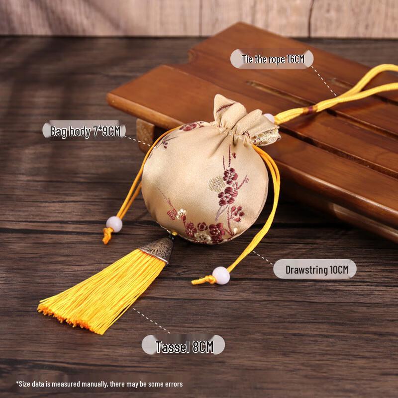 Changbaosen Ancient Style Plum Blossom Embroidered Sachet