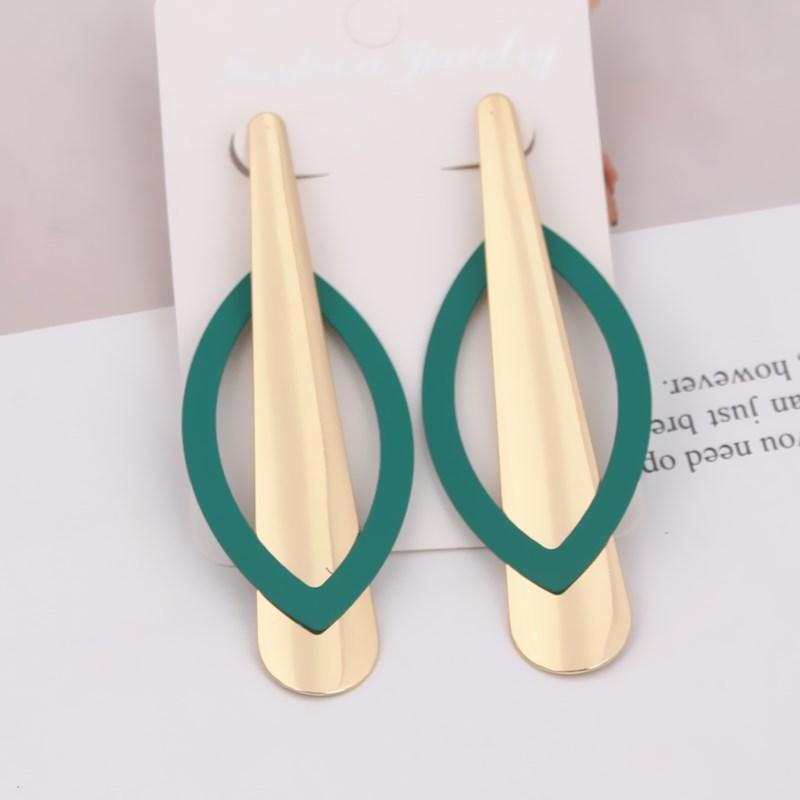 Новые винтажные увеличенные серьги для женщин, металлические лакированные листья, модные индивидуальные универсальные модные аксессуары для женщин