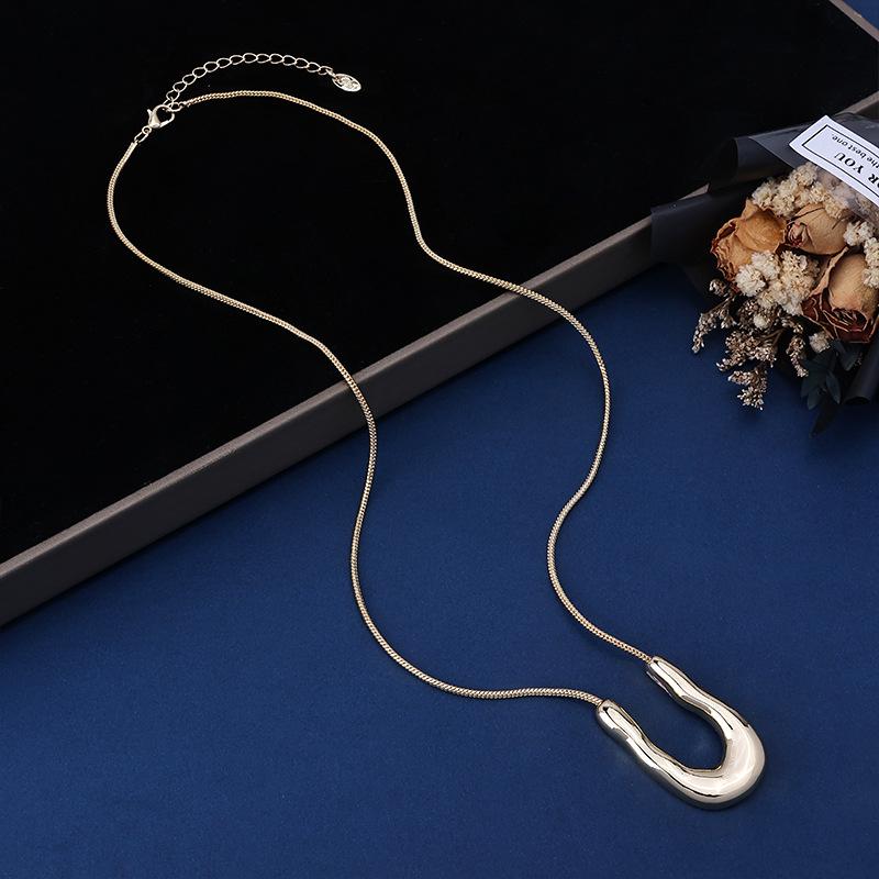 Women's Luxury Simple Fashion Clavicle Chain Necklace