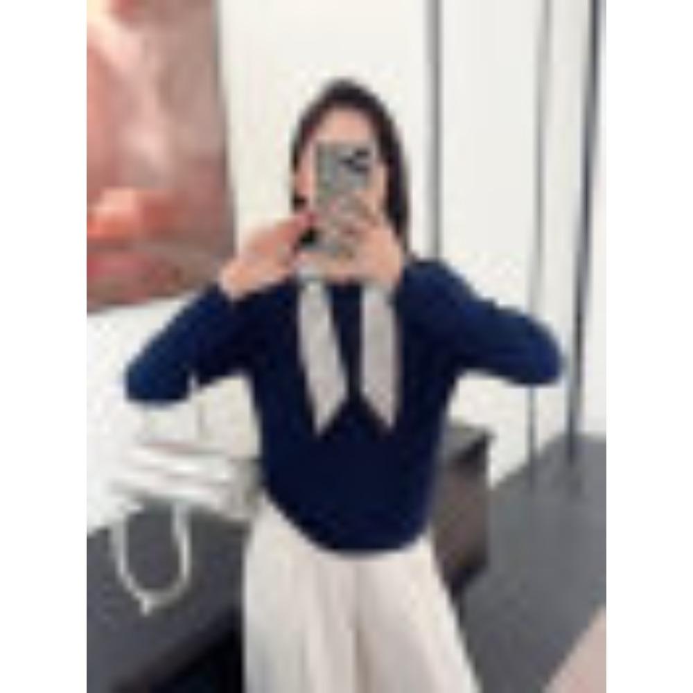 Этот осенний свитер-базовый слой с новым дизайнерским чутьем стройнит и скрывает недостатки.. Это универсальный джемпер с длинным рукавом и воротником поло для женщин