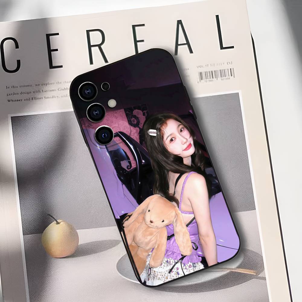 E-Esther Yu Shuxin Phone Case For Samsung S25,S24,S21,S22,S23,S30,Ultra,S20,Plus,Fe,Lite,Soft Black Cover