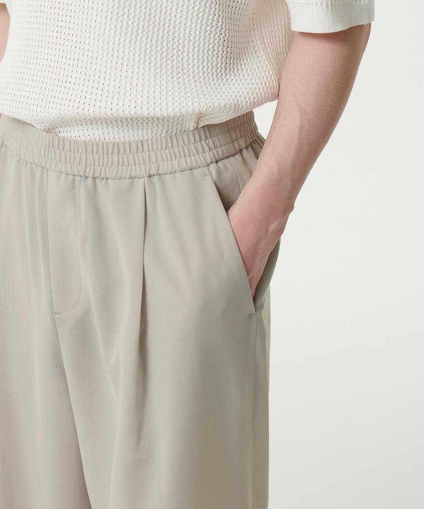 MUSINSA STANDARD Linen-Like One-Pleat Wide Elastic Pants [Light Beige]