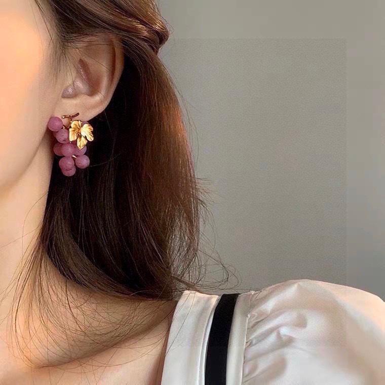 Очень большие серьги в форме фиолетового винограда, изысканное и милое девичье сердце, уникальный дизайн, фотография, повседневная одежда, необходимый новый стиль