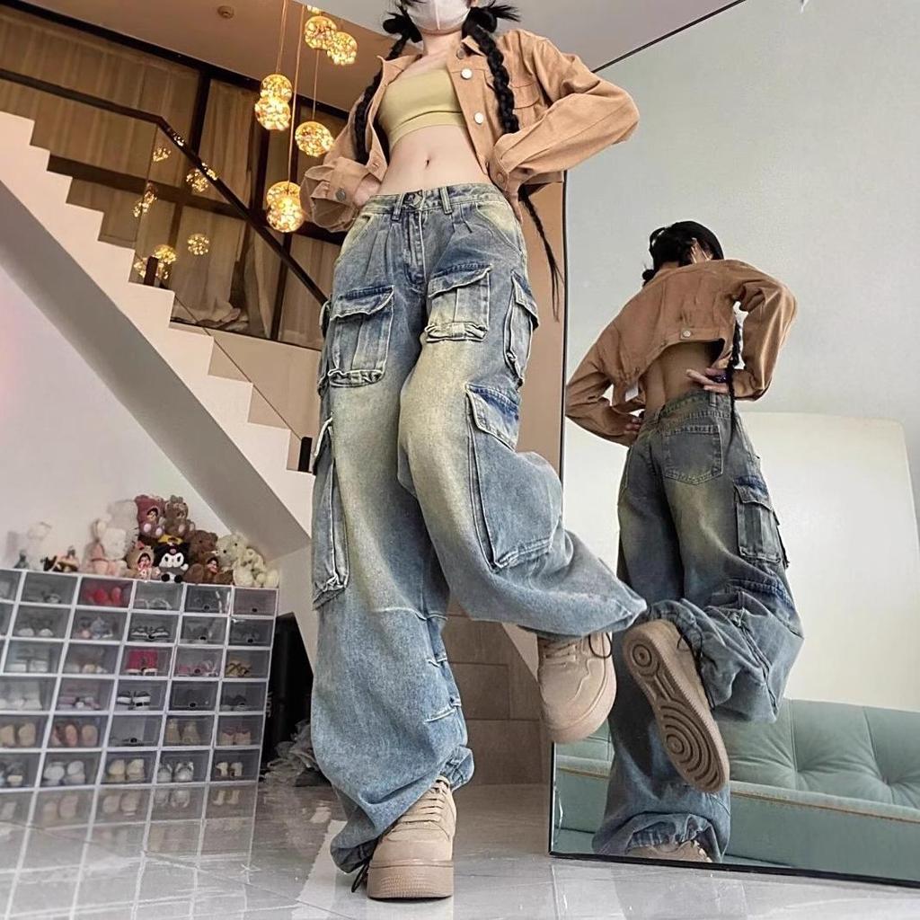 Plus Size Women's Retro Wide-Leg Jeans with Multi-Pocket Design