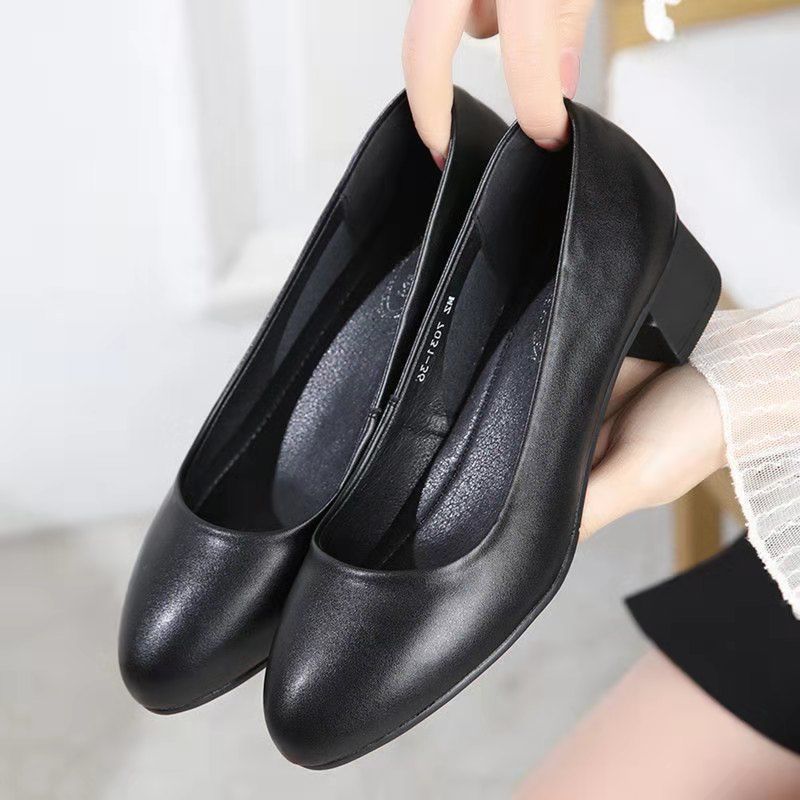 Мягкие кожаные туфли. Женские рабочие туфли с круглой головкой. Кожаные туфли с мягкой подошвой и толстой подошвой. Черные.
