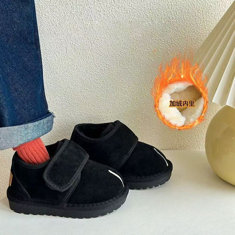Baby Snow Boots 2025 Winter New Boys and Girls Fake Split-toed Bread Shoes Velcro Thickened Velvet Children's Cotton Shoes