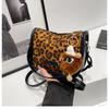 Ретро популярная сумка через плечо с леопардовым принтом женская 2025 весна новая мода универсальная сумка-мессенджер высокая текстура женская сумка тренд