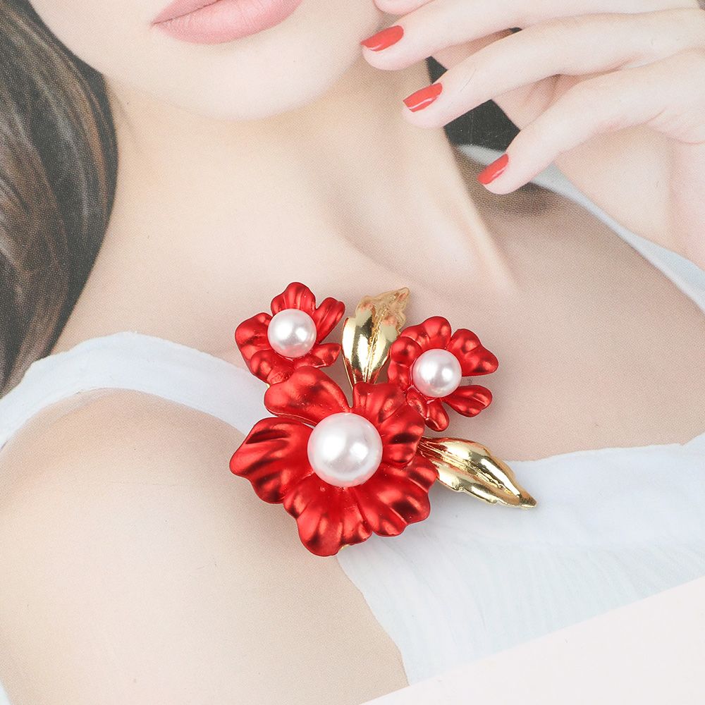 Rose Flower Decoration Female Corsage Red Rose Brooch Safety Pins Suit Accessories