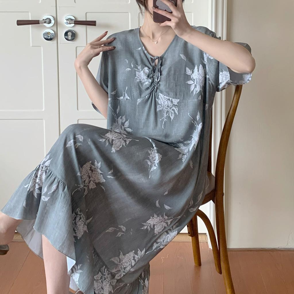 Women's summer short-sleeved cotton and silk nightgown with chest pad, strap-on floral medium and long thin styles can be worn outside, large size