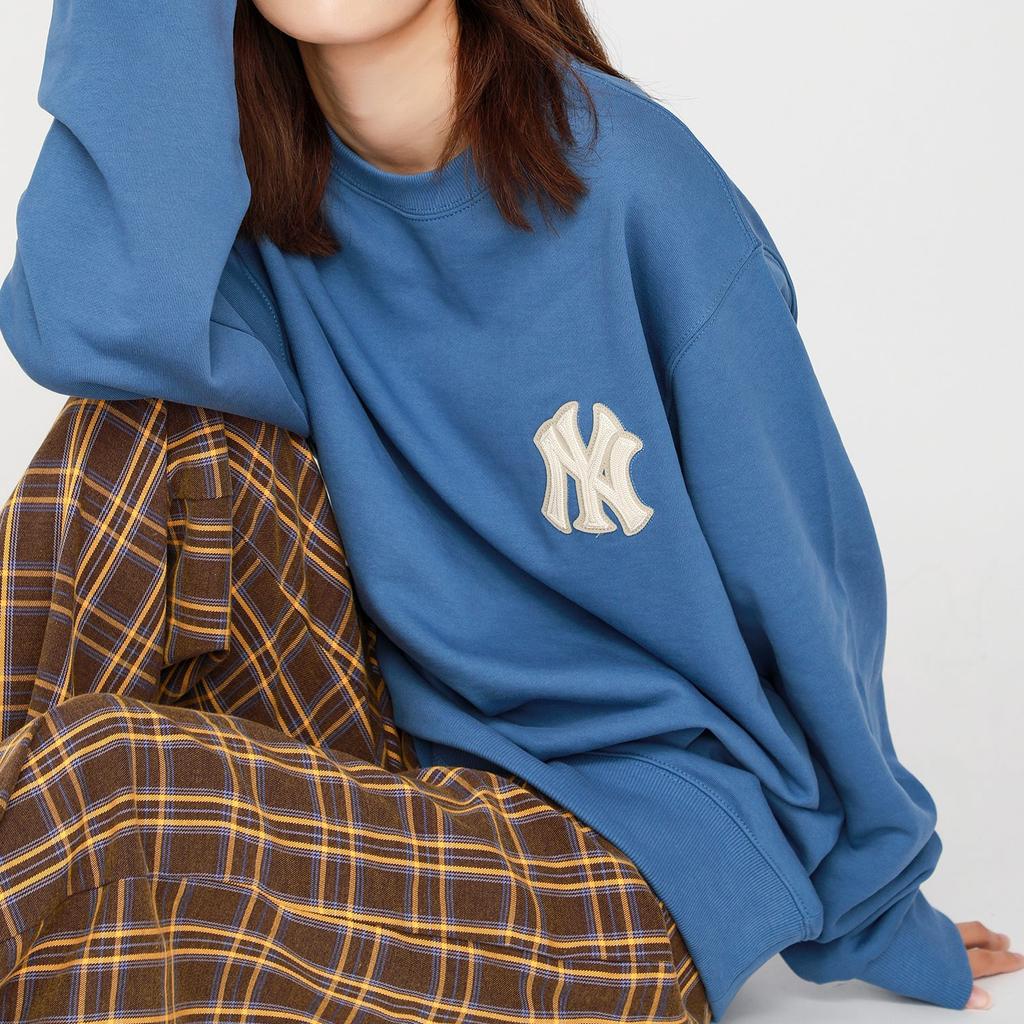 MLB Old Flower Sweatshirts Unisex Blue Crew Neck Moderate Regular 3AMTM0114-50BLD