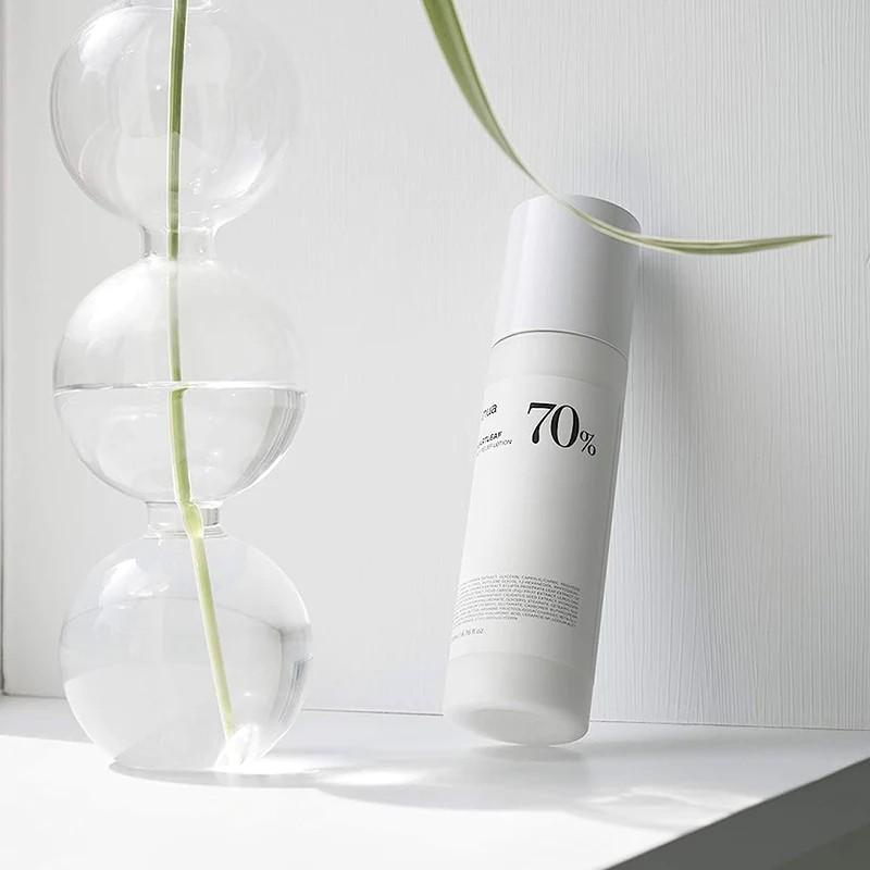 Anua Лосьон Heartleaf 70% Daily Relief Lotion 200 мл, с 70% экстрактом Heartleaf, обеспечивает интенсивное увлажнение кожи и помогает успокоить чувствительную кожу.