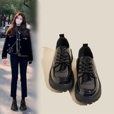 Маленькие кожаные туфли женские в британском стиле весна и осень 2024 новые модные черные универсальные туфли на толстой подошве со шнуровкой женские туфли