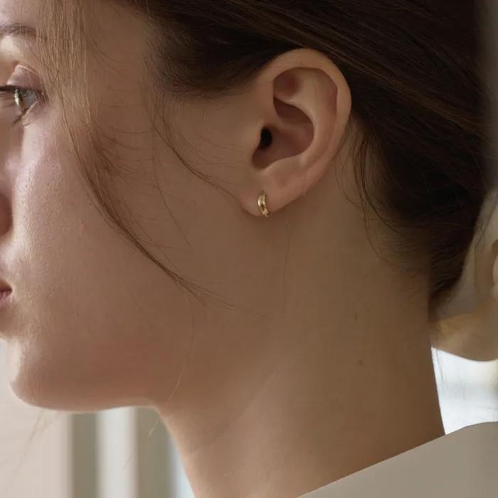 10k Essential Volume One-Touch Ring Earrings