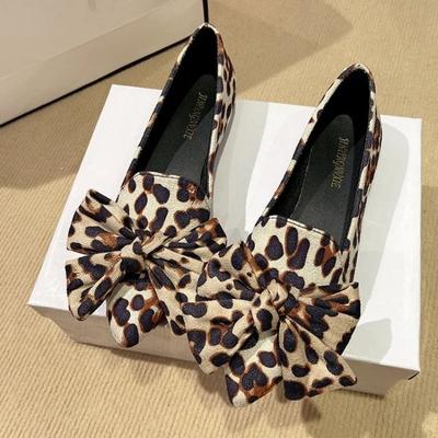 Модная женская обувь на плоской подошве с острым носком и каблуком, сексуальная коричневая, одинарная, летняя 2025, нескользящая, дешевая распродажа, стильная, 39 размер, женская обувь