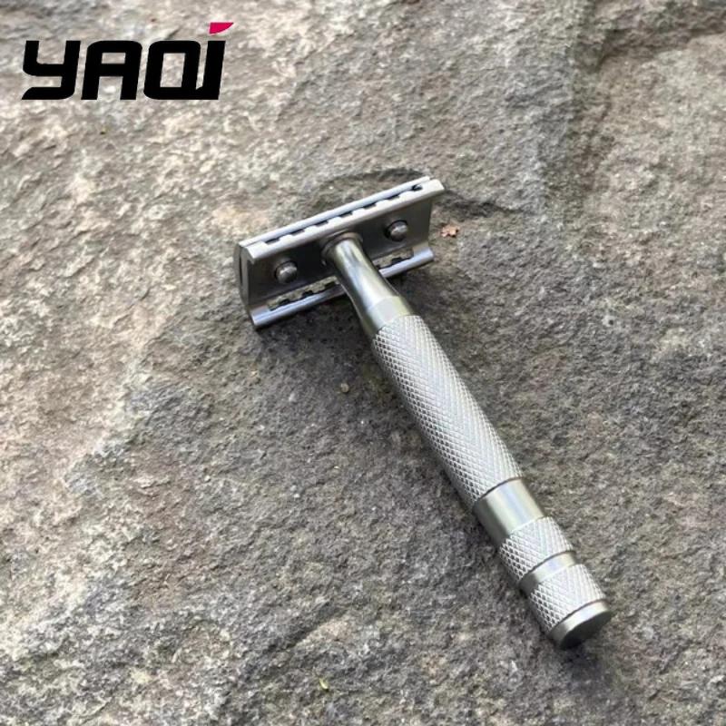 YAQI KNIGHT-HELMET Men's DE Safety Razor with Stainless Steel Handle Razor Head for Smooth Shaving