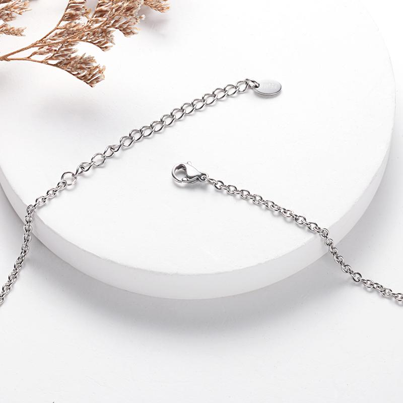ORIVA               LEAVES NECKLACE       Stainless Steel Leaves Pendant with Small Anchor Chain In Silver Colour
