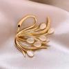 Luxury Cat Eye Stone Swan Brooch Personality Exquisite Animal Pins High-Grade Coat Corsage Accessories
