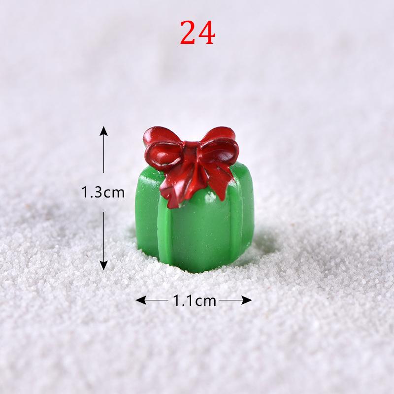 1PC Gifts Santa Claus Miniatures Christmas Tree Resin Figurines Snowman Fairy Garden Decor
