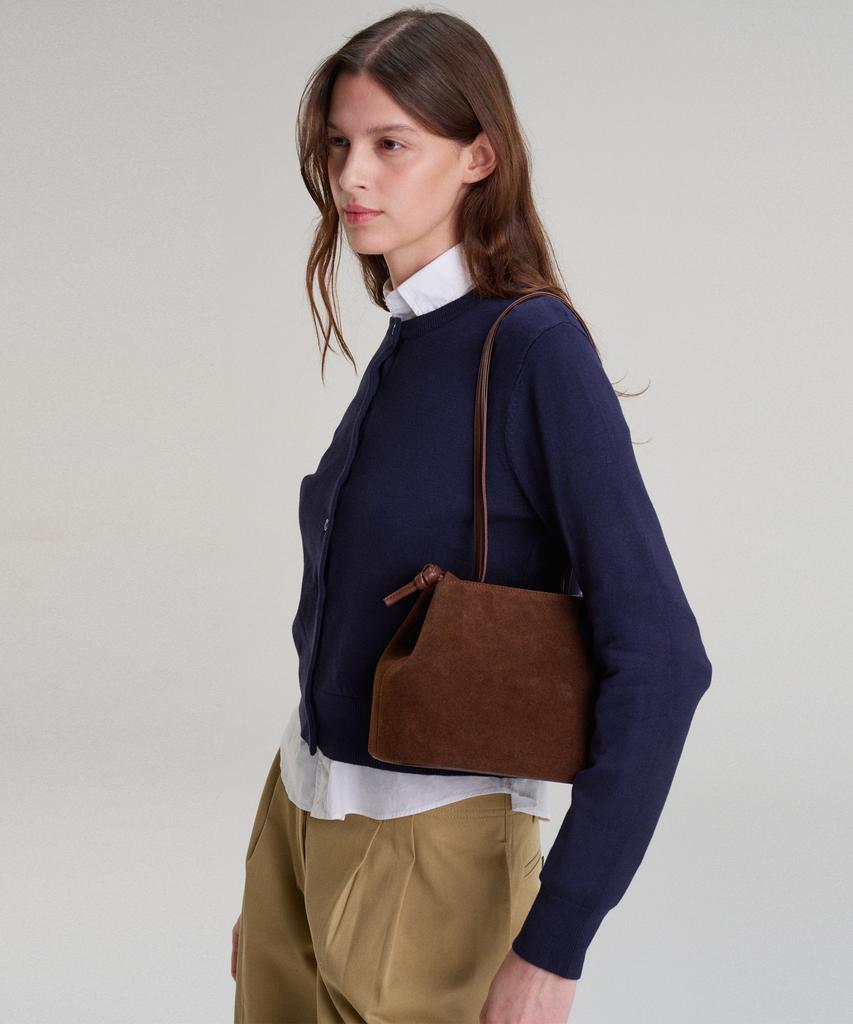 Ahore Draw Marron Suede