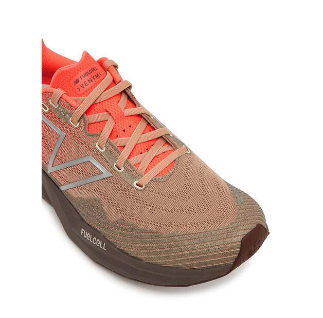 Кроссовки для бега New Balance FuelCell Venym