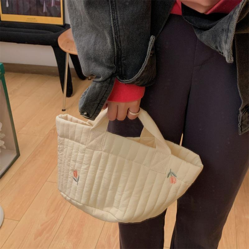 18 Spring New Quilted Bear Embroidery Storage Bucket Toy Snack Storage Basket Hand Carrying Bucket