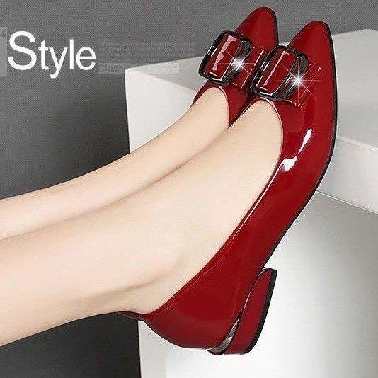 Super Soft Sole Single Shoes Women's Low Heel Thick Heel Small Leather Shoes 2025 Autumn New Soft Leather Shallow Mouth Low Top Casual Shoes Women's