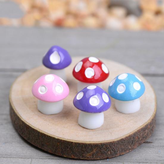 10Pcs/Set Miniature Mushroom Ornament Simulated Mini Mushroom Figurine Colored Mushroom Statue for Potted Plants Micro Landscape