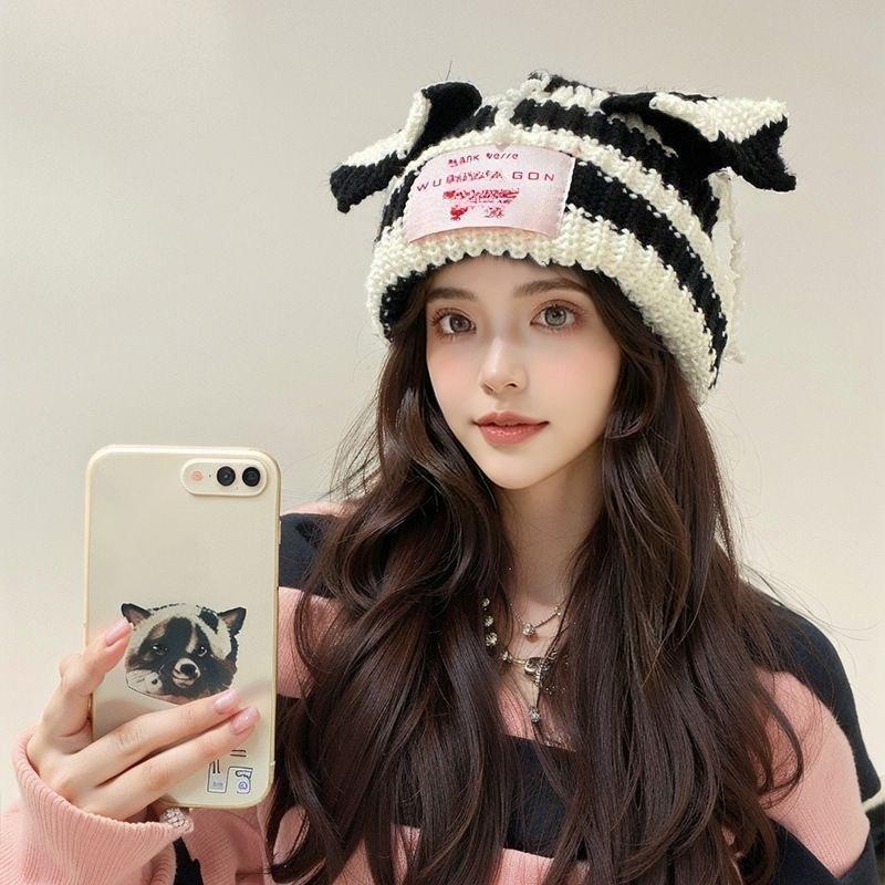 1PC Spliced Colors Fashionable Knitted Hat Keep Warm Gathering Take Photos Pig Ears Thickened Cute Festival New Style