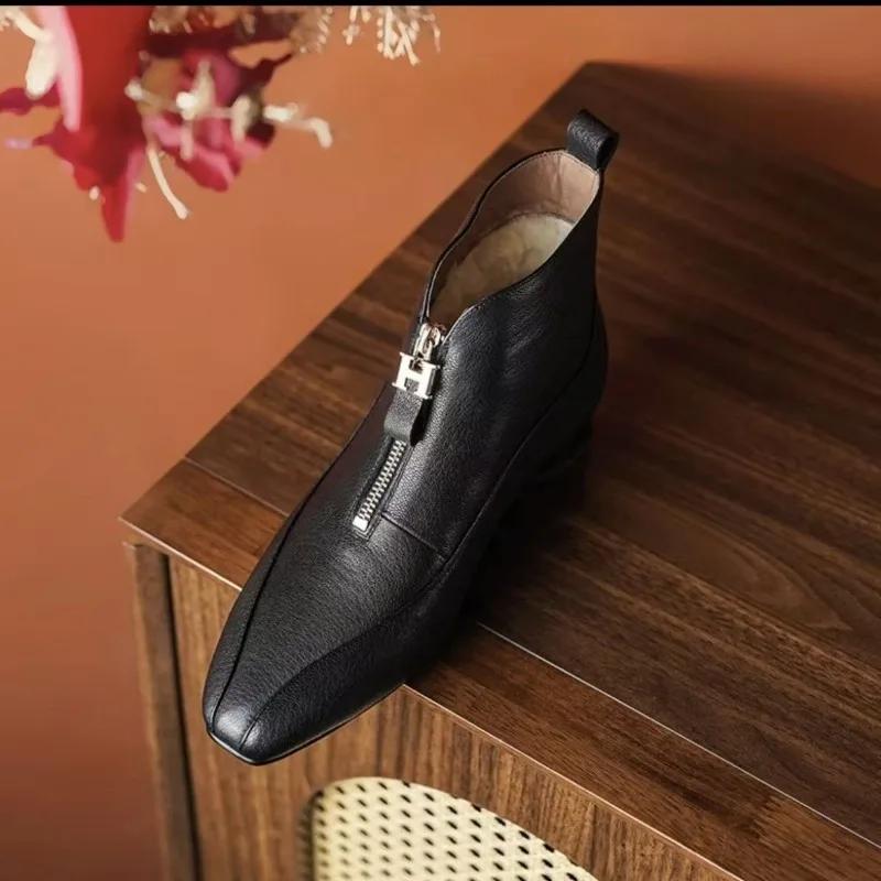 Женские ботильоны Зимние туфли на каблуках Кожаные зимние сапоги 2025 Трендовые дизайнерские короткие плюшевые теплые сапоги Элегантная обувь Ботинки Челси