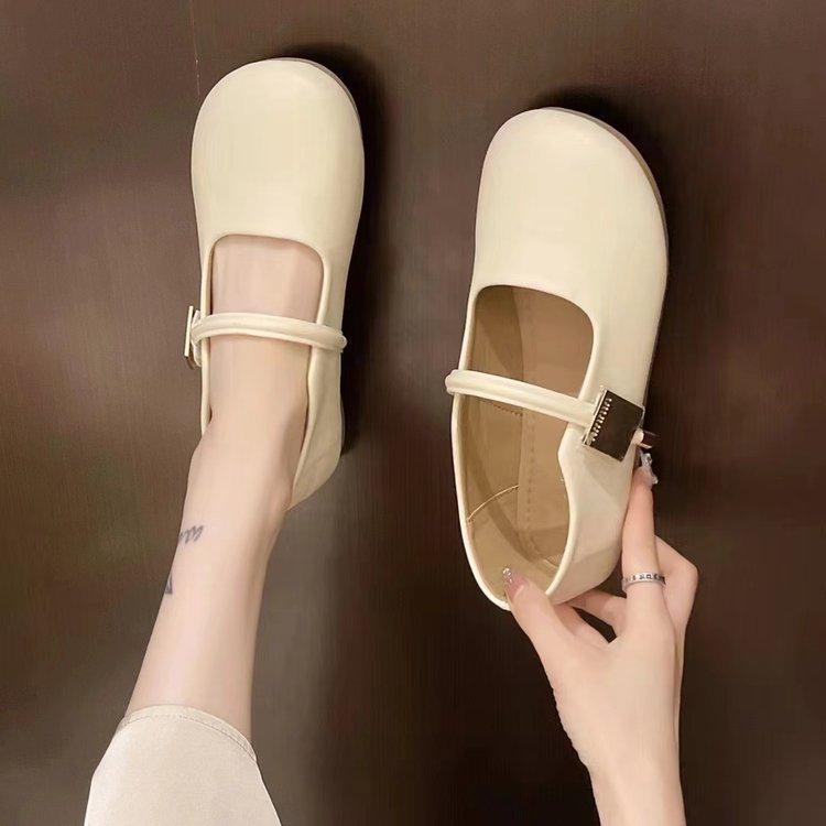 Французские туфли в стиле ретро с юбкой на плоской подошве Mary Jane, женские туфли на лето 2024 года с круглым носком и легким ртом, универсальные маленькие кожаные туфли