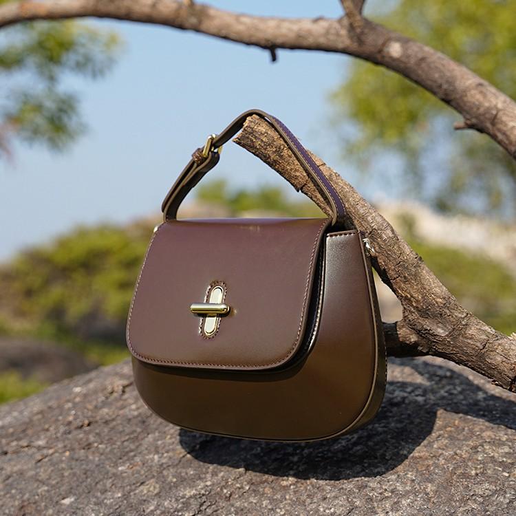 Korean-style women's genuine leather 2025 new crossbody bag, light luxury niche high-end capsule chestnut cowhide women's bag