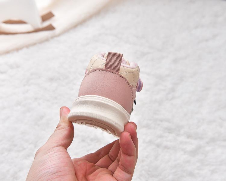 Зимние детские полуботинки на плюшевой подкладке: Теплые хлопковые спортивные туфли для мальчиков и девочек