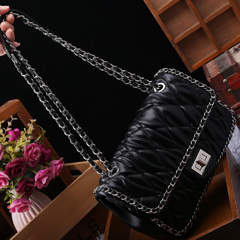 Women's Leather Bag Fashionable Diamond Chain Shoulder Bag Casual Versatile Crossbody Leather Square Bag