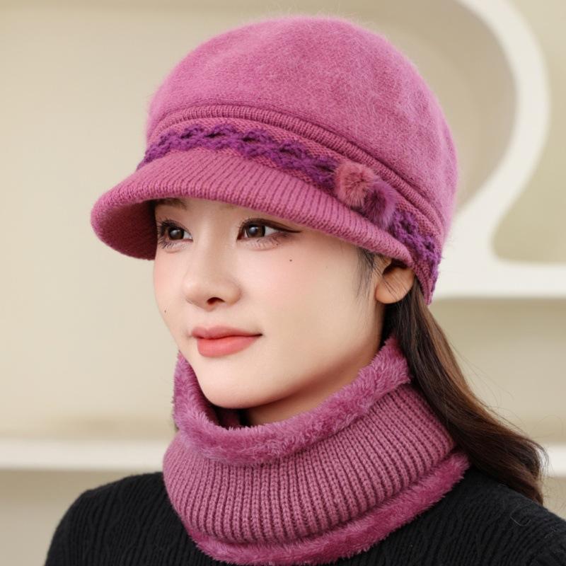 Зимняя плюшевая утолщенная шерстяная шапка женская из искусственного меха кролика вязаная термошапка