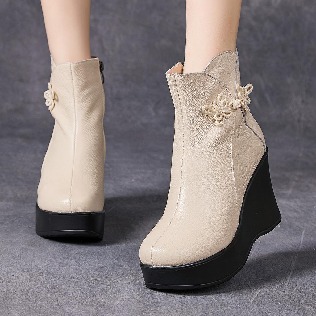 Модные ботинки GKTINOO ручной работы для женщин, ботильоны из натуральной кожи в винтажном стиле на платформе, женская обувь с круглым носком на танкетке