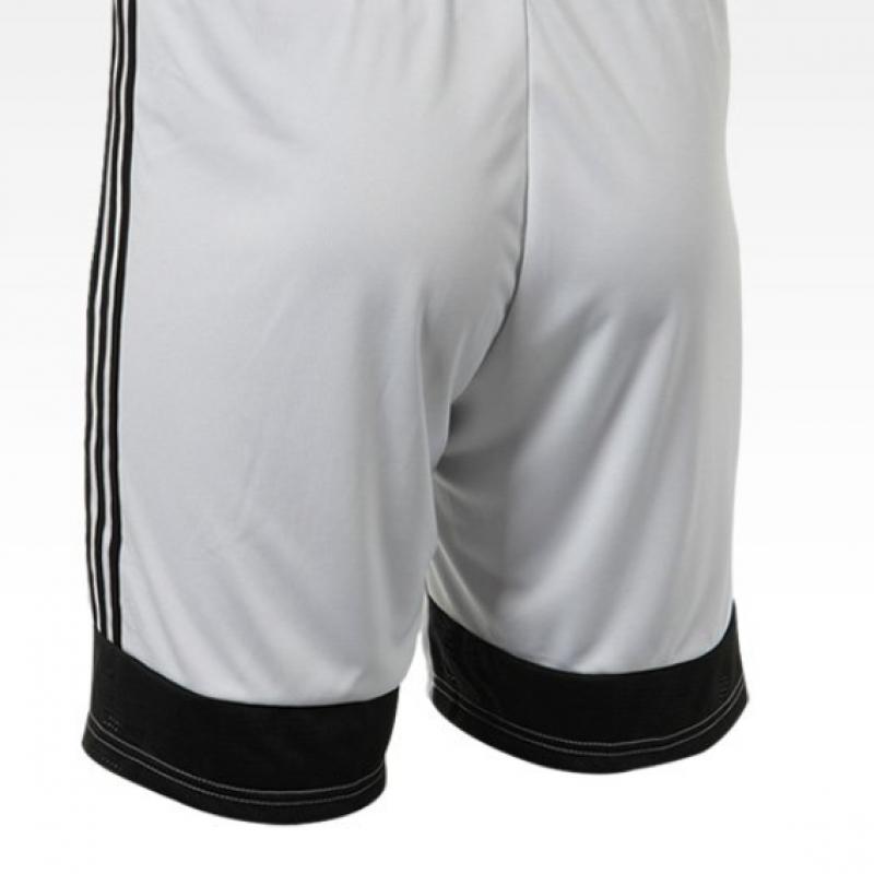 Adidas Короткие шорты Tastigo19
