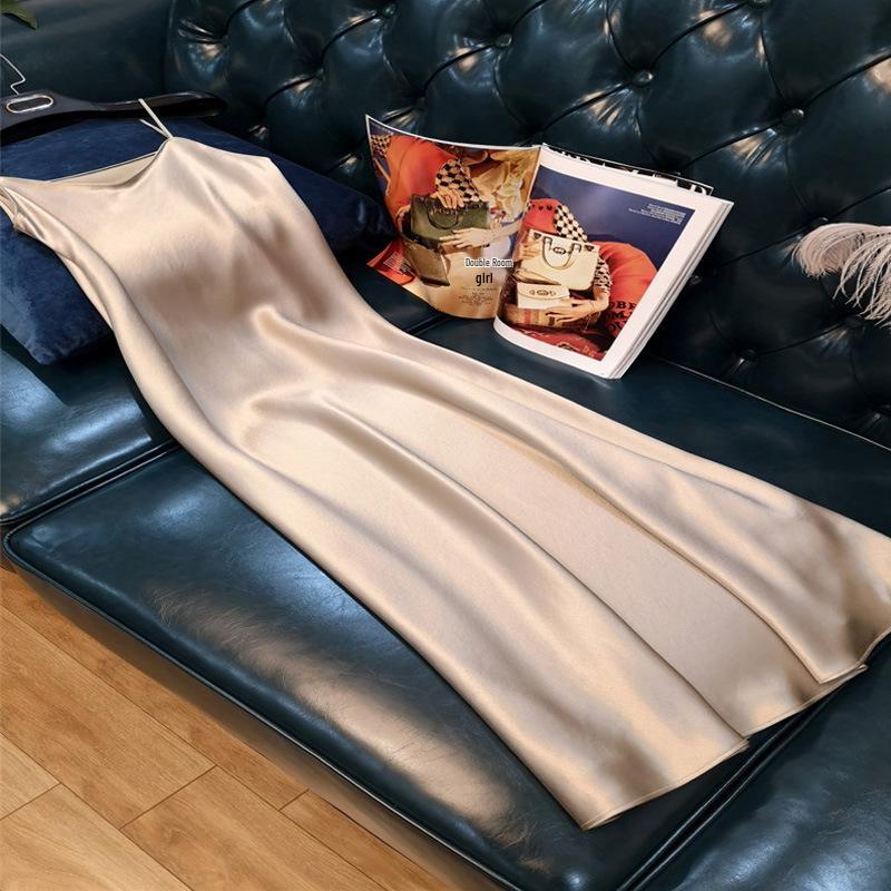 Атласное платье без рукавов с V-образным вырезом - Лето горячей девушки, Европейский и американский стиль, Однотонное, Свободный крой, Большой размер