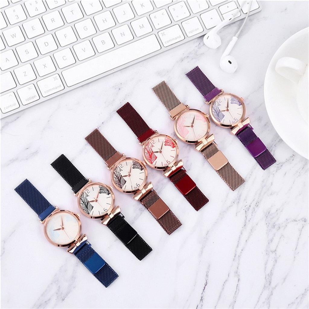 Женские модные кожаные часы